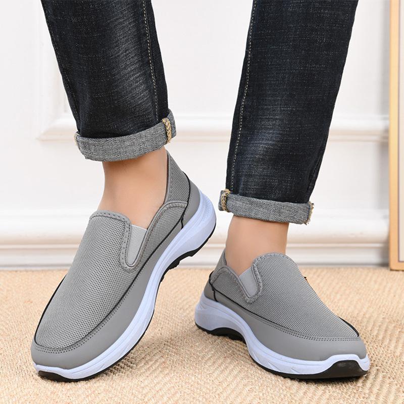 Cloth Shoes Men's Breathable Walking Shoes Soft Sole One Pedal Lazy Casual Shoes