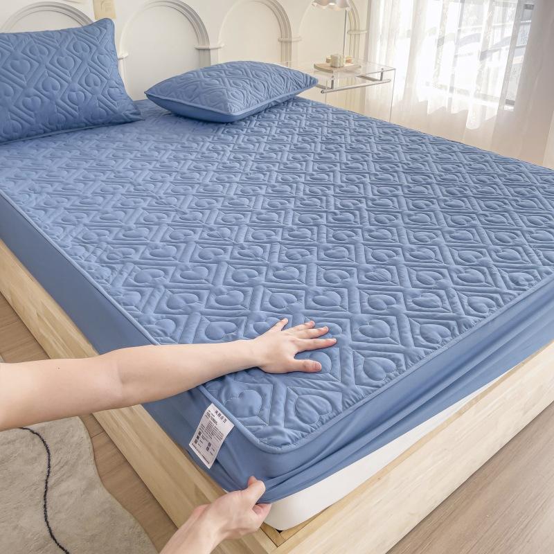 Klasse A Liebe Gebürstet Wasserdicht Gesteppt Spannbettlaken Einzelstück Verdickt Rutschfest Windel Bettbezug Matratzenschutz