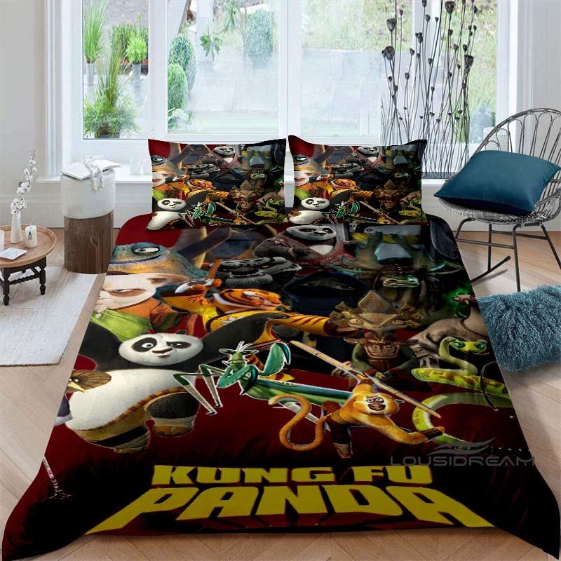 Das Bettwäsche-Set mit "Kung Fu Panda"-Aufdruck enthält einen Bettbezug und zwei Kissenbezüge und bietet Ihnen ein luxuriöses und komfortables
