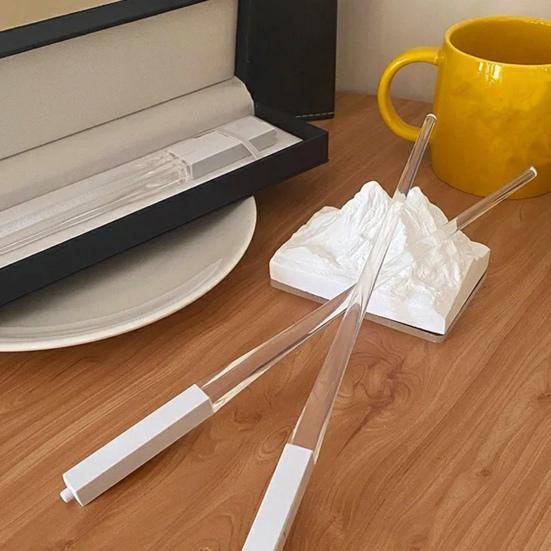 2ks hůlky LED světelný meč s bateriemi LR41 Světelné hůlky Potřeby pro párty Zábavné svítící náčiní na sushi nudle