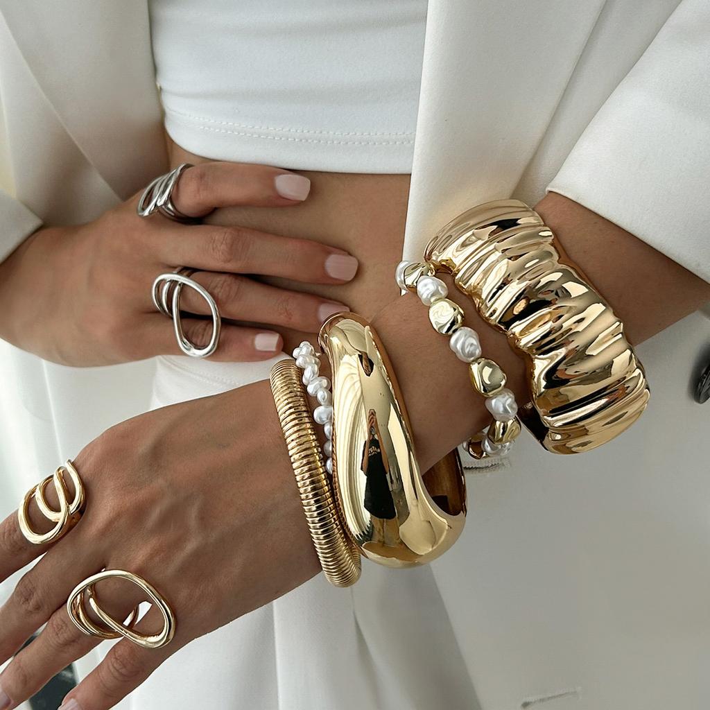 Wind Stacked Wear Temperament Imitation Pearl Bracelet Women, Fashion Metal Wide Folded Bracelet Bracelet