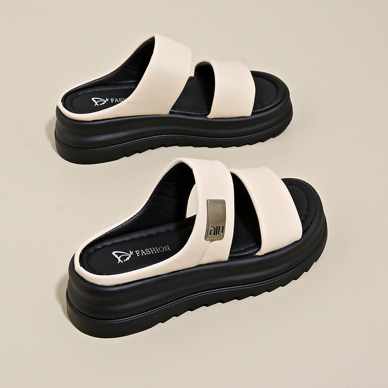 One-word Slippers Women's Summer Wear 2025 New Muffin Small Thick-soled Sandals with Skirts Casual Beach Shoes