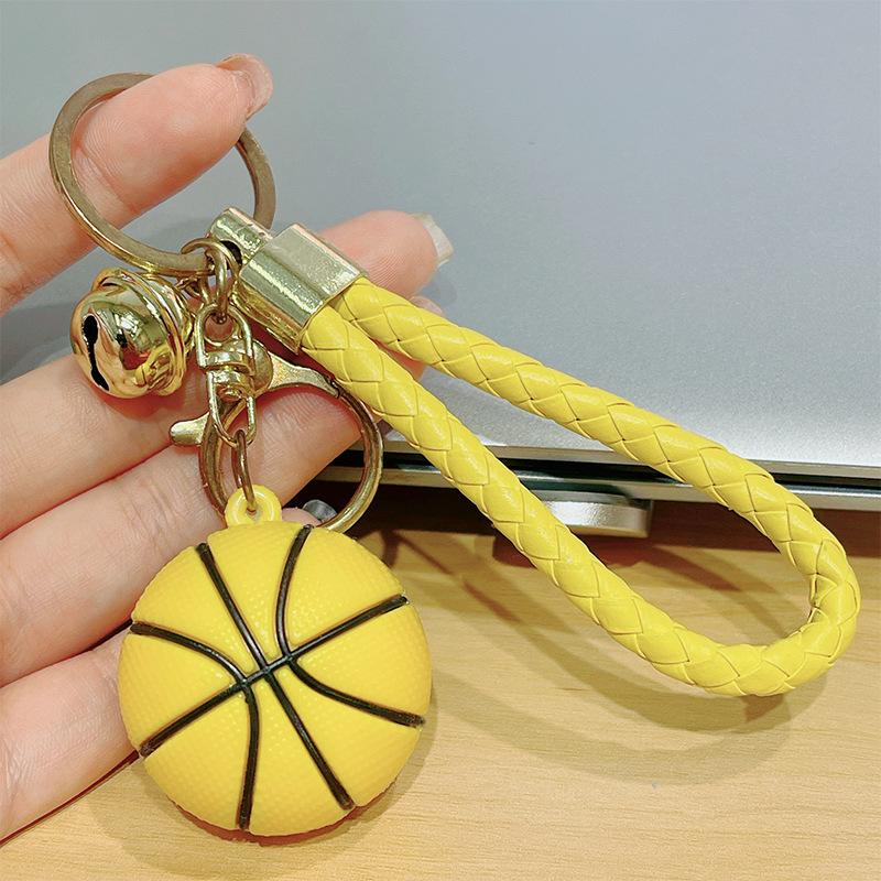 Tassenbedel Unisex Basketbal Hanger Tassen Cadeaus Kettingen Hangende Decoraties Creatieve Nieuwe Zacht Rubberen Basketbal Sleutelhangers Accessoire yellow