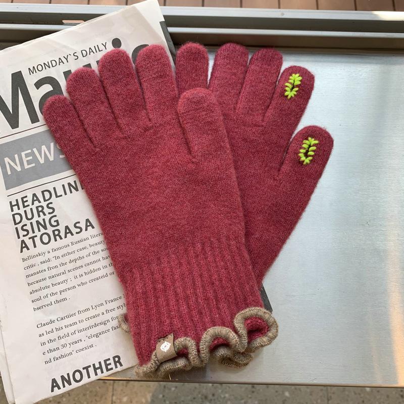 Fashionable Five-finger Glutinous Autumn and Winter Touch Screen Reveals Two Finger Warm Soft Women's Cute Wool Wool