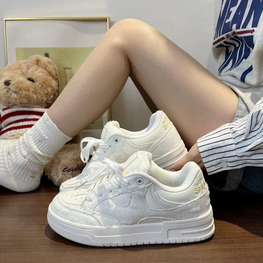 Platform bread shoes ins super fire spring and autumn new retro casual sports shoes