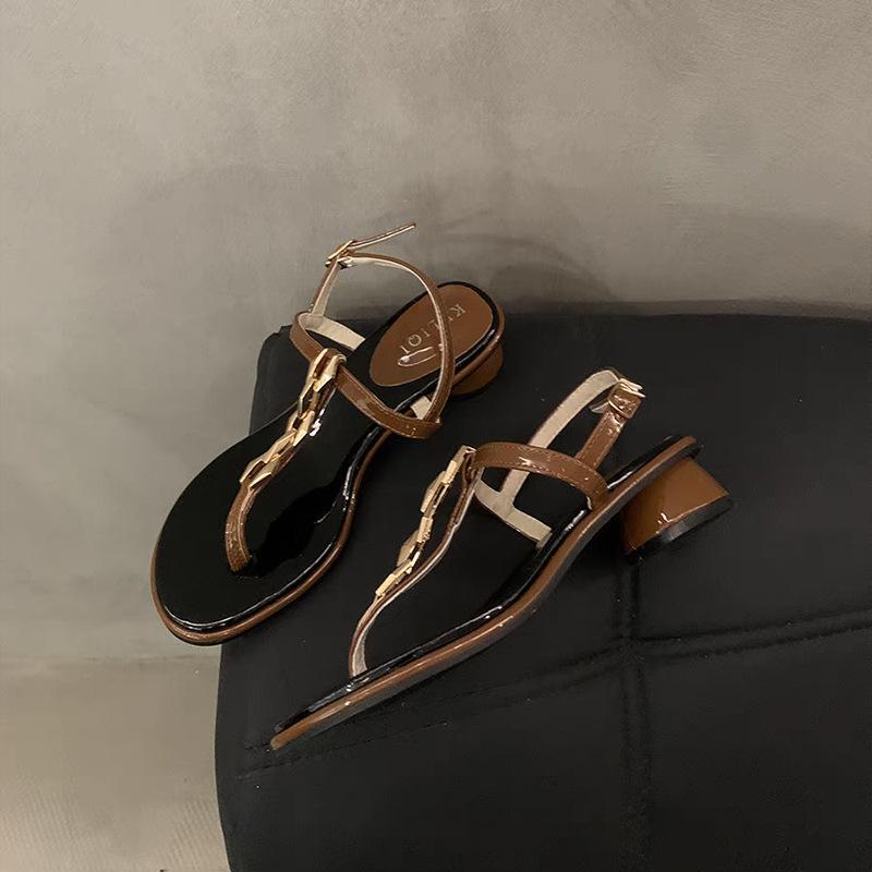 Niche thick heel French toe sandals fairy shoes 2025 new summer black temperament with skirt Roman shoes
