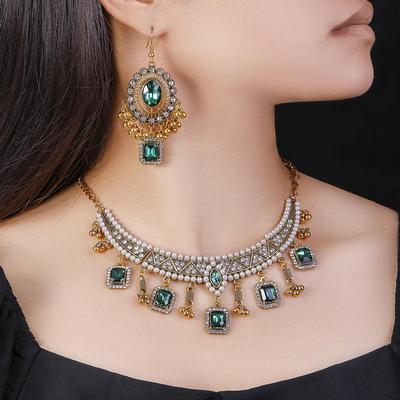 Retro Indischer Stil Strassstein Halsketten- und Ohrring-Set mit Quaste Schlüsselbein-Kette