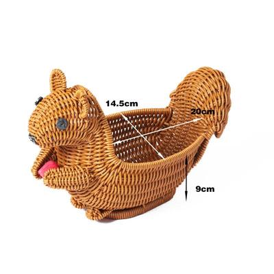 ZISIZ Rattan Squirrel Fruit Basket
