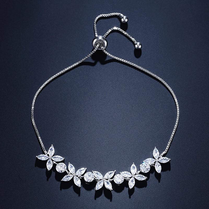Classic Shiny Clear Zircon Flowers Adjustable Charm Bracelets for Women Sliver Color Fashion Wedding Zircon