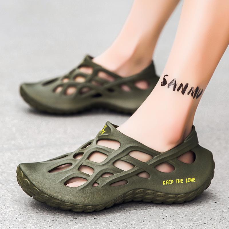 Zoccoli da Uomo Taglie Forti Traspiranti a Punta Chiusa Slip-On per Spiaggia e Fiume 2025