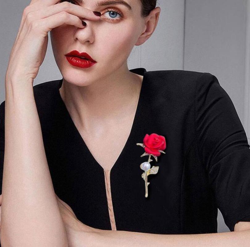Gold Color Rose Brooch for Women Red Romantic Rhinestone Tulip Flower Brooch Pins Jewelry Wedding Birthday Gifts