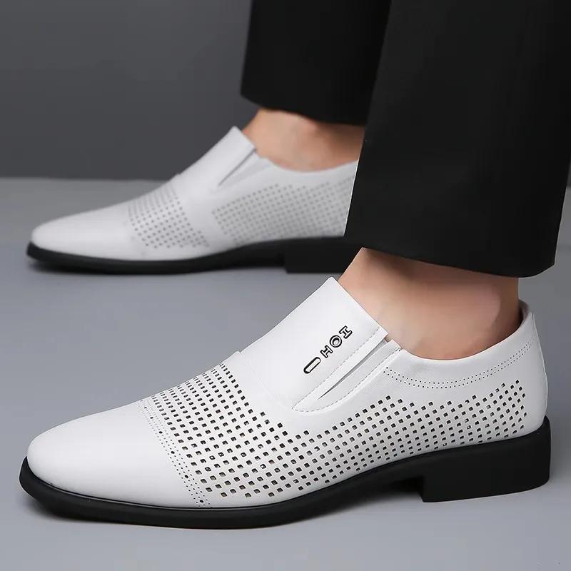 New Punched Loafers Business Leather Shoes Low Heeled Hiking Casual Shoes Hollow Out Breathable British Style Formal Oxford Shoe