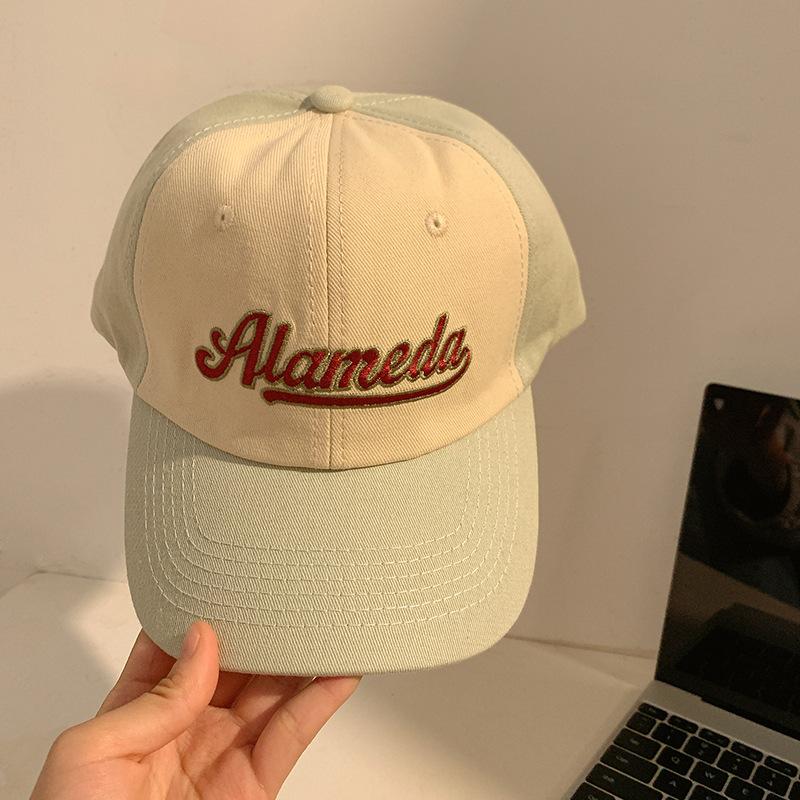 

Бейсболка в стилі американського алфавіту в стилі ретро, ​​жіноча, весняно-літня, капелюх, глибокий верх, широкі поля, що показує обличчя, маленька кепка, модна та універсальна Adjustable світло-блакитного кольору