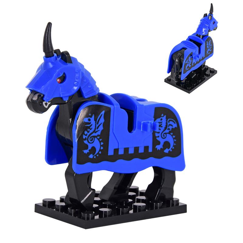 1pcs Medieval Horses Grey Bodies Blue Saddle Blankets White Horse Emblems Yellow Trims Building Block