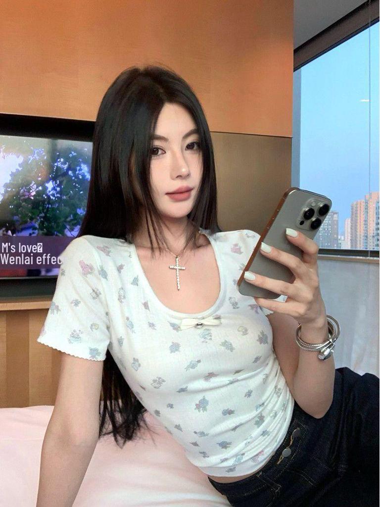 Bow Print U-Neck Short Sleeve Knitted Slim Fit Women's Bodycon Top