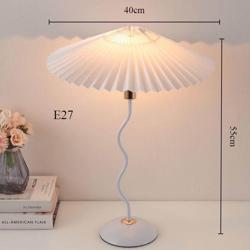 Danish Designer Vintage Retro Pleats Table Lamp Nordic Led Lights Bedside Desk Beside The Sofa Atmosphere Desk Lamp Room Decor