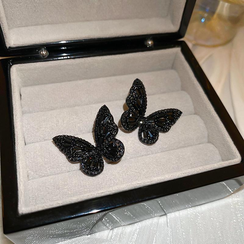 European and American Black Diamond-encrusted Butterfly Flower Fringed Earrings Temperament Earrings Light Luxury Earrings Women