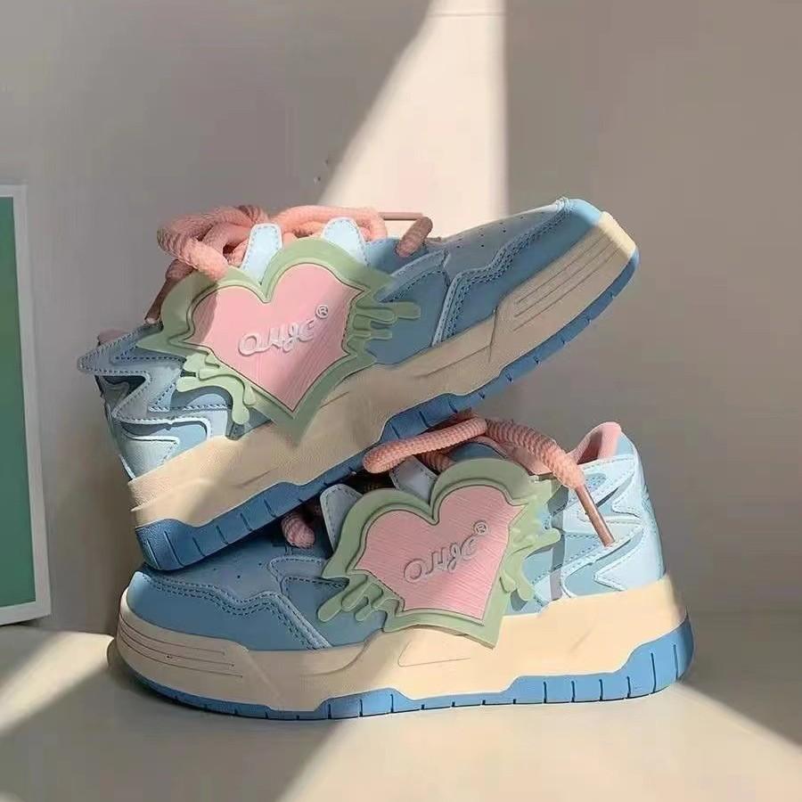 Niche dopamine mandarin duck skateboard shoes women's 2025 summer new versatile ins thick-soled heightening bread shoes