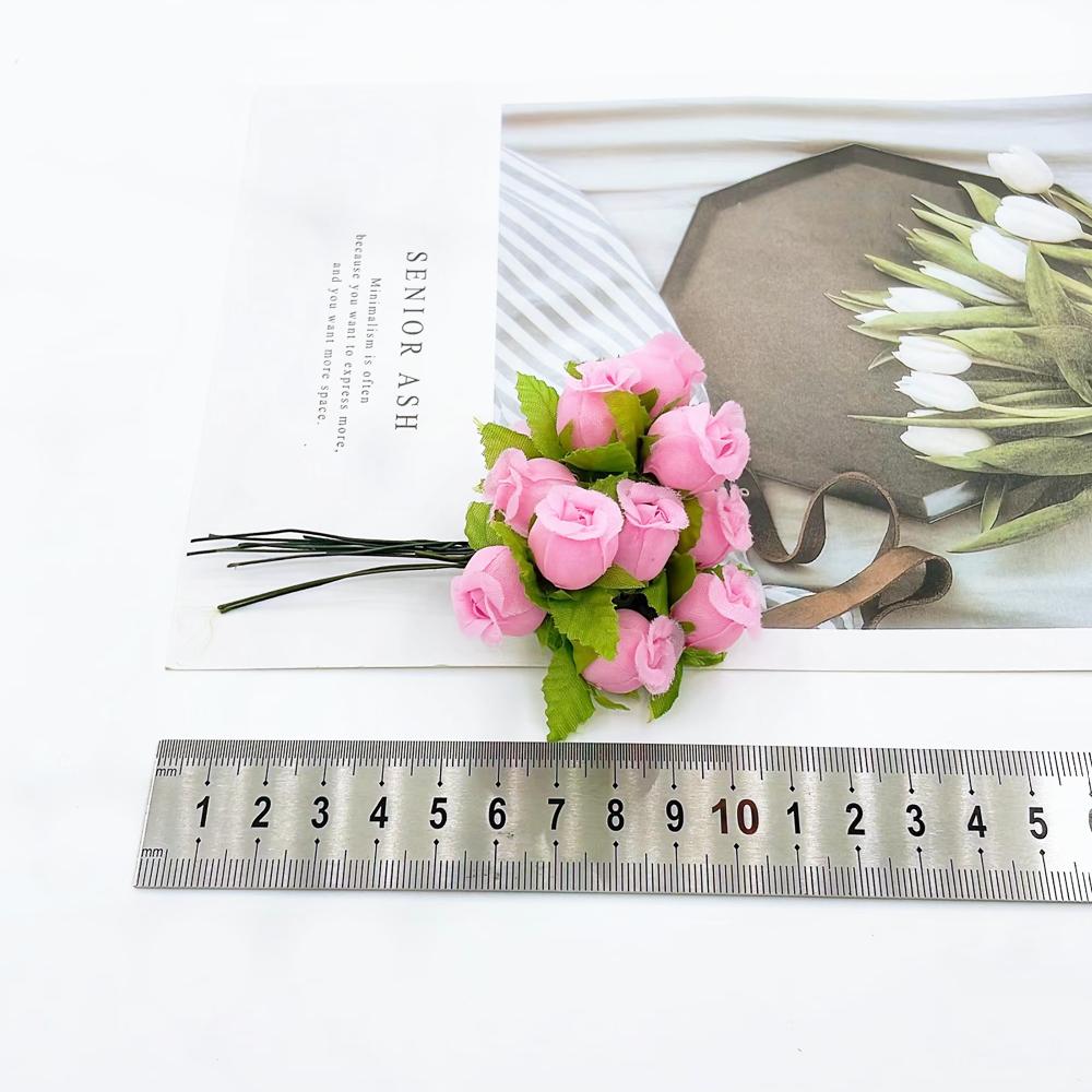 12 pz/lotto Fiori Artificiali Rosa di Seta Mini Bouquet Natale Casa Matrimonio Capodanno Fai da Te Decorazione Scatola Regalo Piante Finte