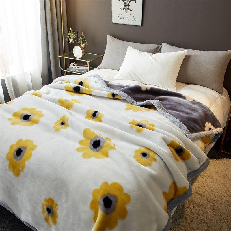 G5Z Thickened Raschel & Coral Flannel Winter Blanket for Dorms & Bedrooms