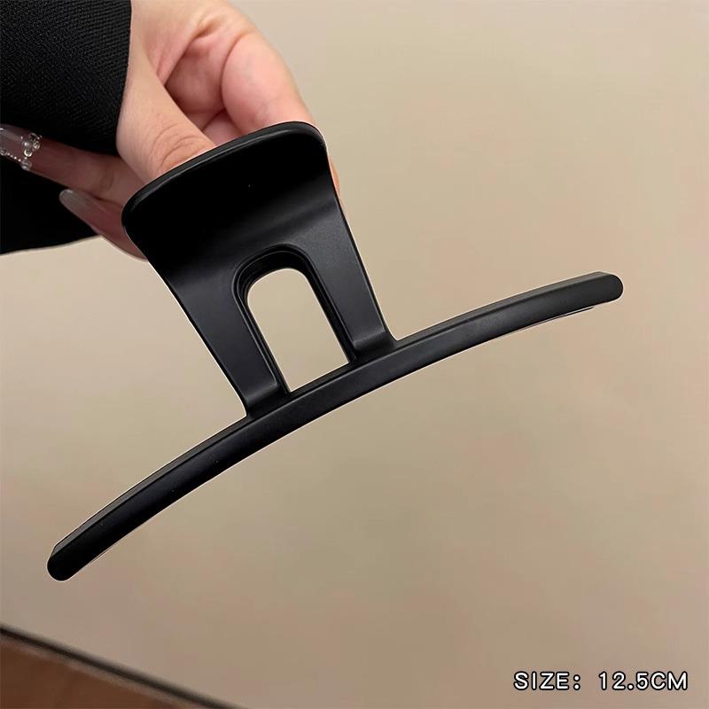 Großer französischer Retro-Klammer-Haarclip für elegante Damenfrisuren.