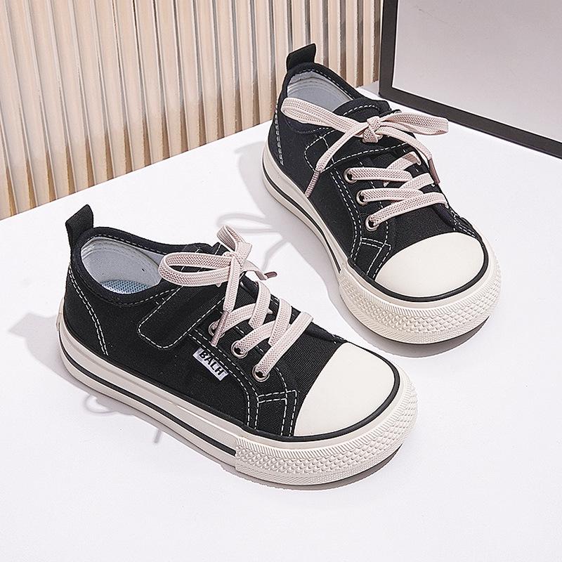 2025 Spring/Autumn Boys' Classic Canvas Shoes with Velcro for Kids - Skate and Kindergarten Shoes, Korean Style
