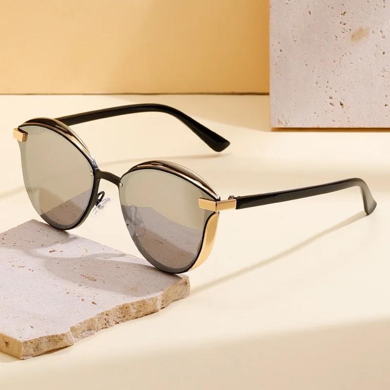 New Ins Popular Cat Eye Sunglass Women Brand Designer Polarized Oval Mirror Sun Glasses for Ladies Party Shopping Eyeglasses