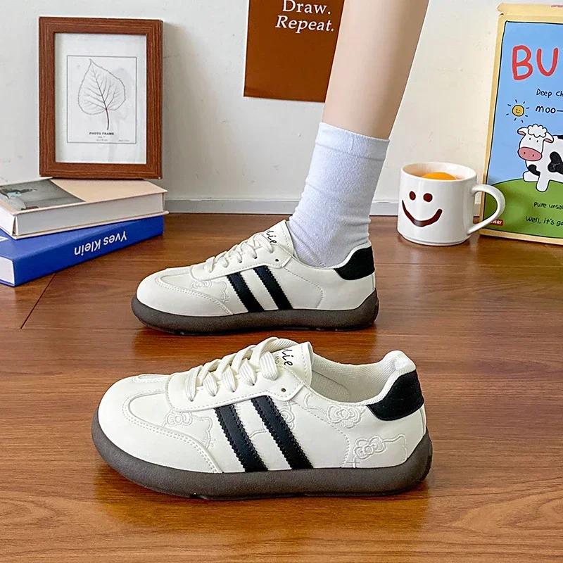 Mode Damen Casual Outdoor Schnürschuhe Sportschuhe 2025 Frühling Herbst Designer Koreanisch Runde Zehen Sneakers Vulkanisierte Schuhe Tenis De Mujer