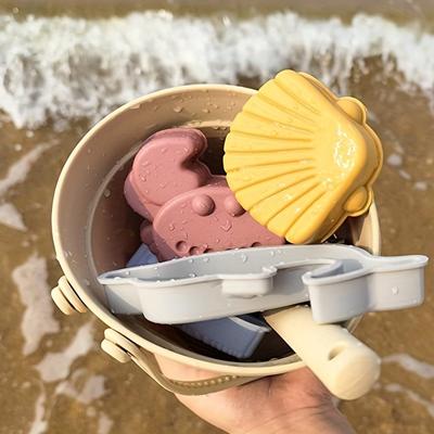 Set di giocattoli da spiaggia in silicone da 8 pezzi, set di giocattoli in silicone anticaduta per esterni portatili genitore-figlio (Accessori giocattolo Corrispondenza colore casuale)