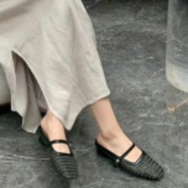 2026 New Heightened Hollow Baotou Half Slippers Women's Summer Wear Casual Woven Sandals Sandals Beach Sandals