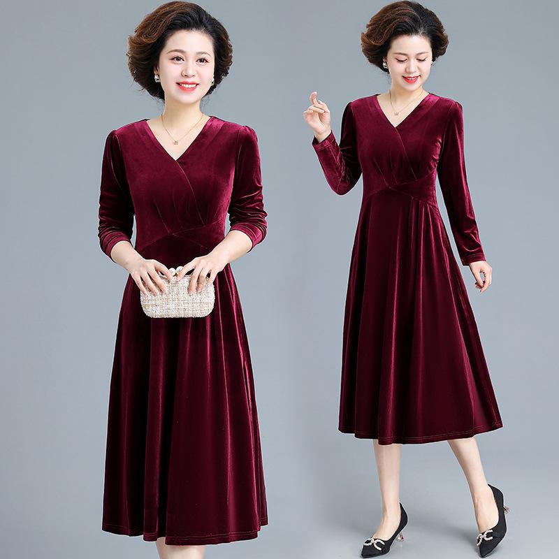 

Mom s Autumn Golden Velvet Dress - 2026 New Style for Middle-Aged & Elderly Women s Wedding Banquet 3XL, suits 130-145 jin