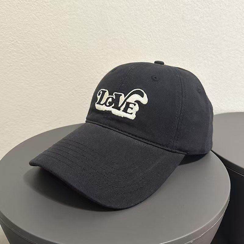 Korean Style Embroidered Baseball Cap for Men and Women - Versatile, Trendy, Sun Protection Hat