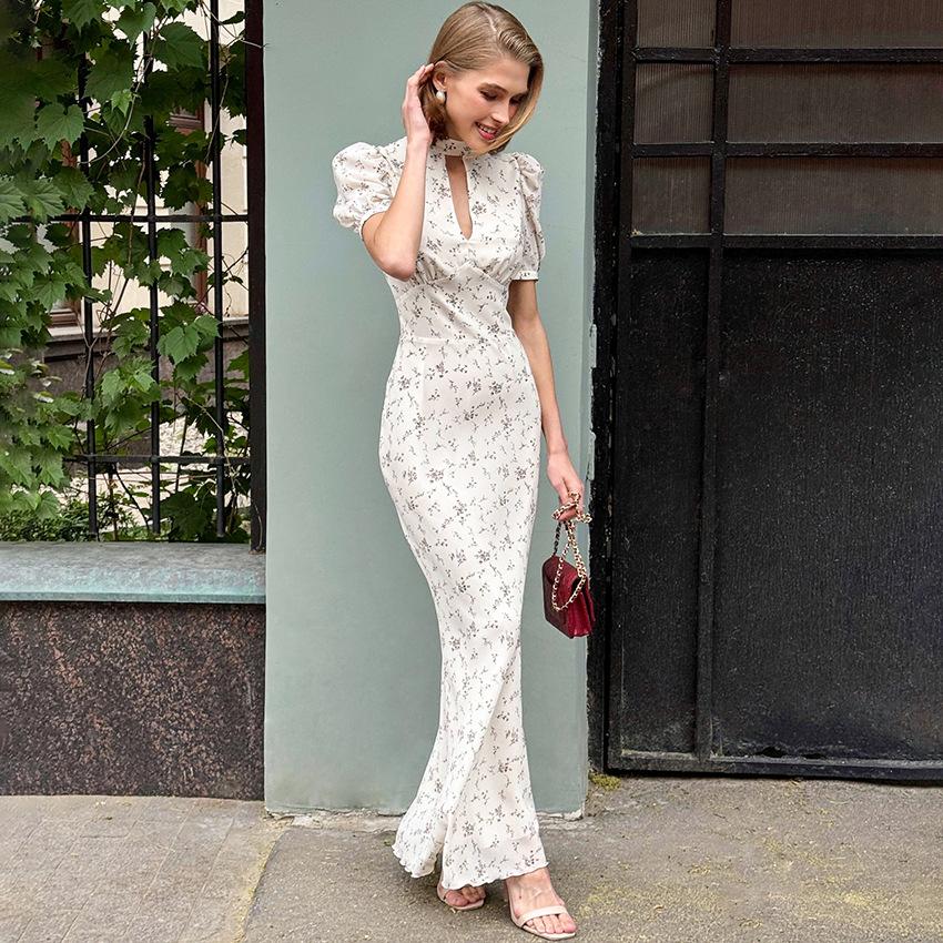 

Spring And Summer New European And American Fashion Floral Dress For Women High-End Deep V-Neck Long Dress Elegant And Stylish L абрикосовий