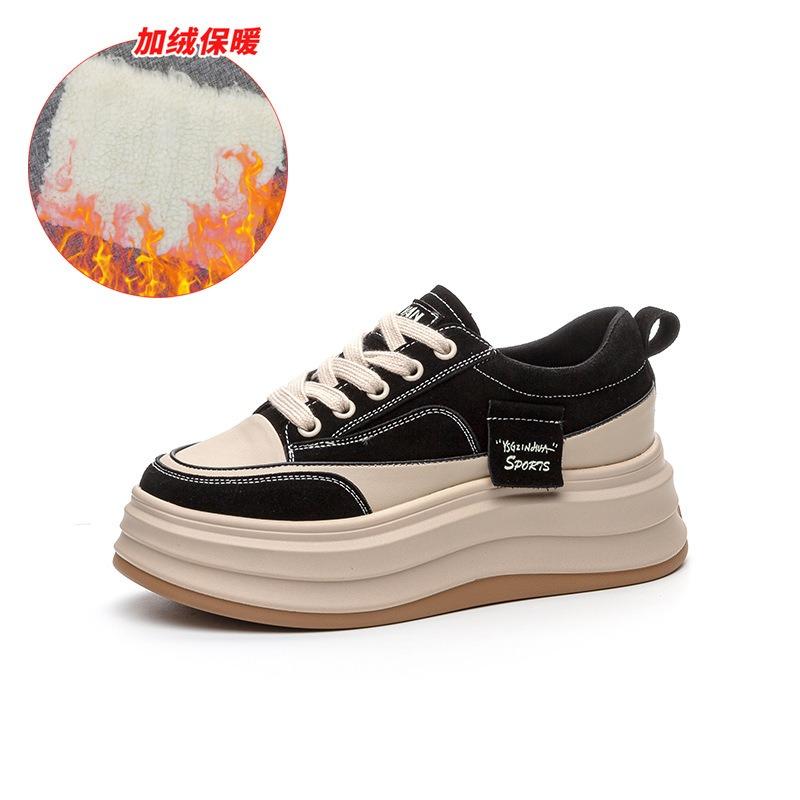 Autumn New Breathable Feet Small Versatile Casual Board Shoes Thick Sole Heightening White Shoes Comfortable and Fashionable