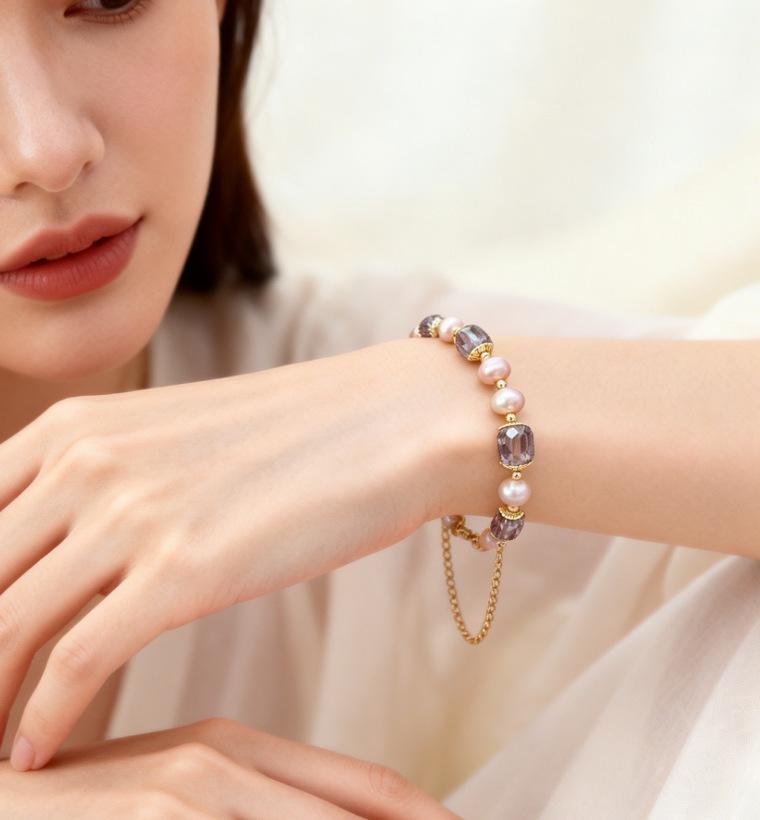 European & American Natural Pearl Crystal Bracelet - Elegant Women's Accessory