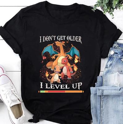 T-shirt Charizard Pokemon Non invecchio Salgo di livello, Maglietta Charizard Regalo per fan