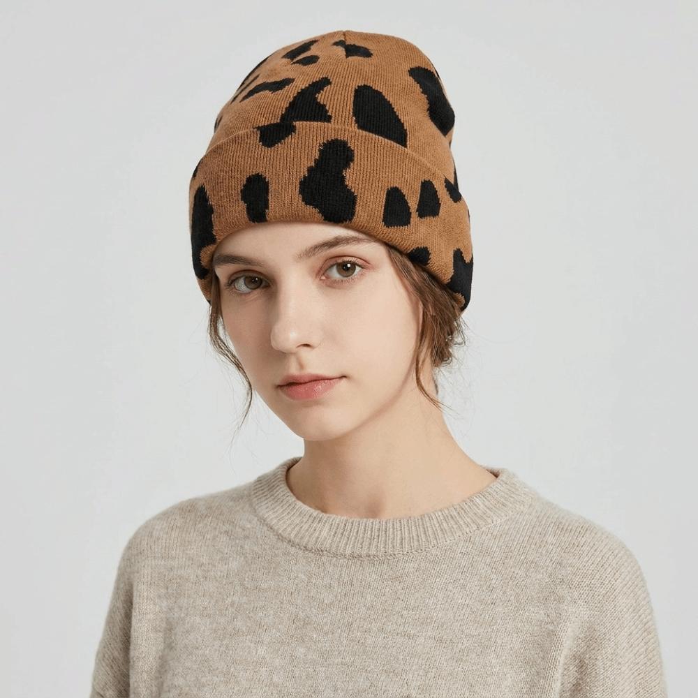 Thickened Pullover Hat Ear Protection Winter Beanie Hat Versatile Cow Pattern Knitted Hat Riding