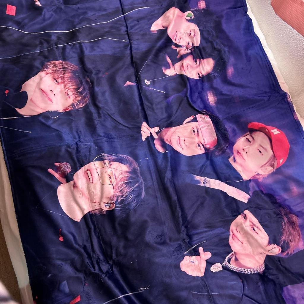 [USED] BTS Blanket Seoul Concert