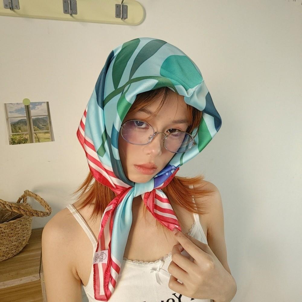 Spotted Dog Flower Printed Scarf Breathable Bandana Head Scarf Versatile Square Headband Neckwear