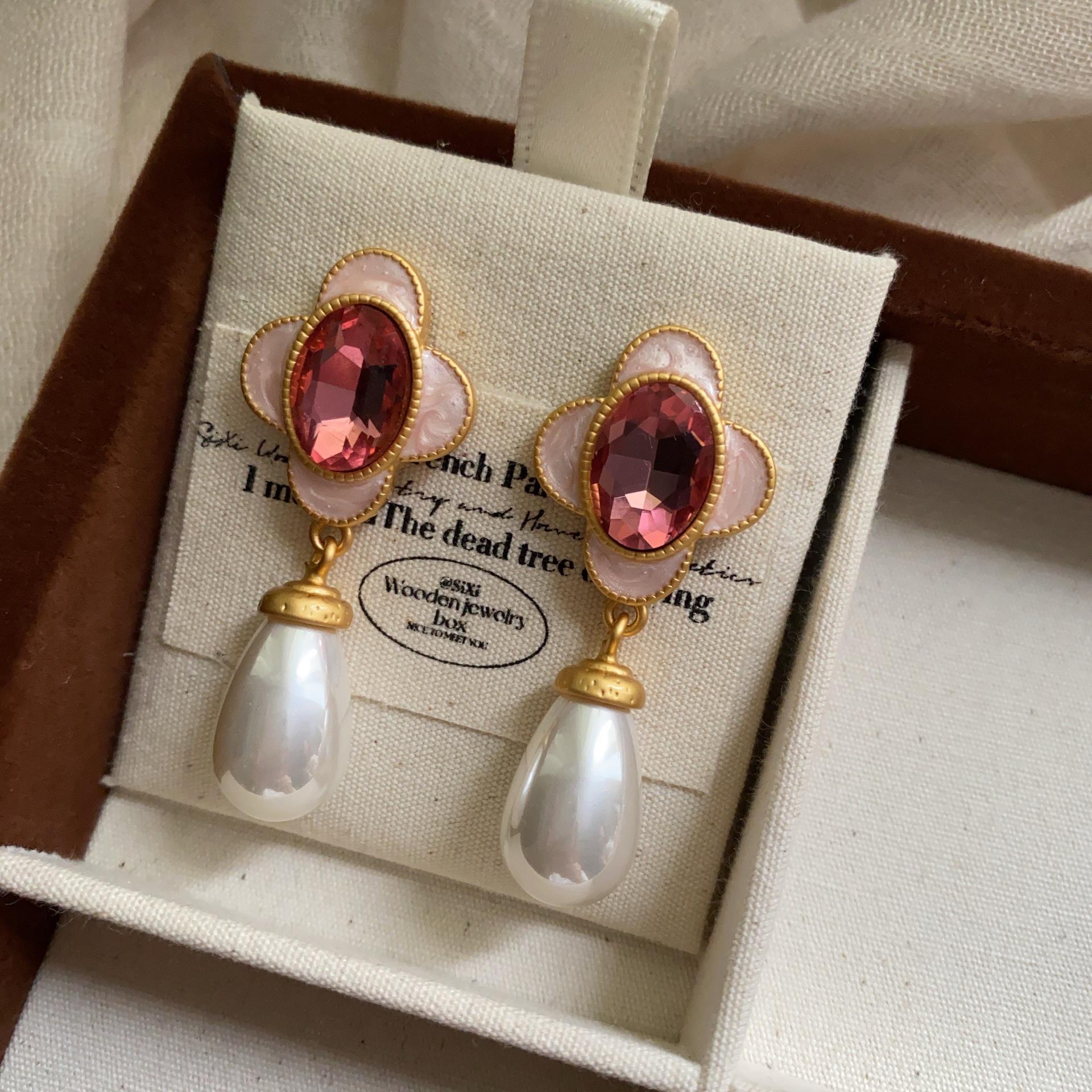 

Classical Romantic Glass Water Drop Pearl Long Earrings Women S Niche Light Luxury High-End Temperament French Flower Earrings