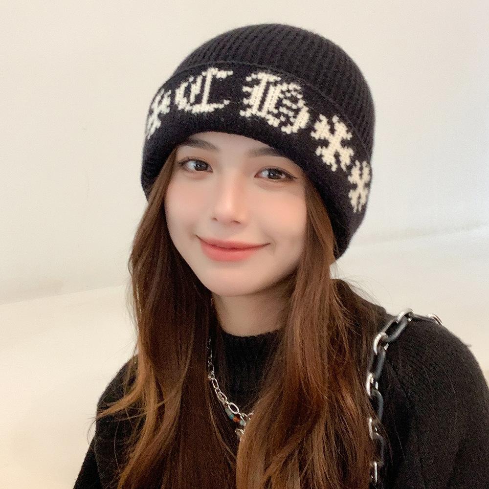 Korean Knitted Hat for Women In Winter Warmth and Thickened Face-protecting Small Ear Protecting Wool Hat Fashionable Trendy and Cold Hat