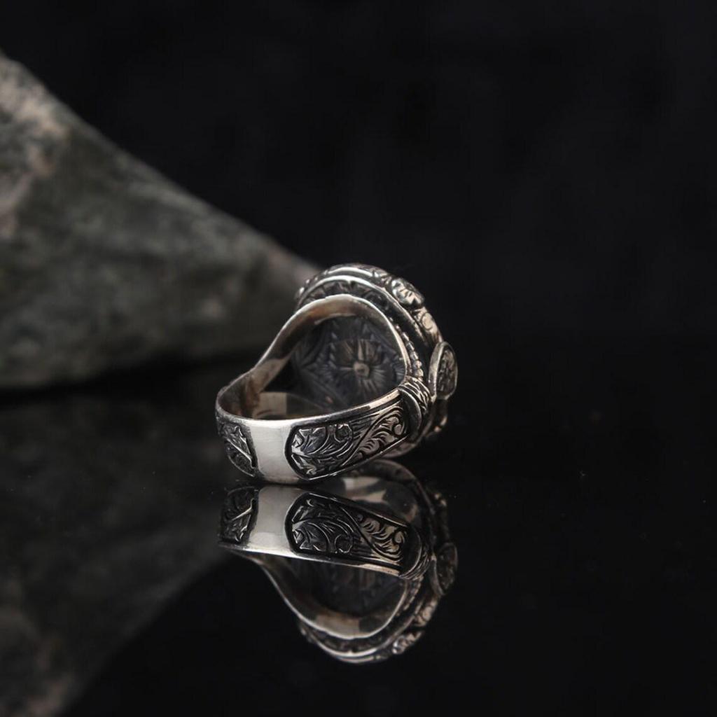 He Cheng European and American Fashion Punk Black Gemstone Carved Retro Men's Ring