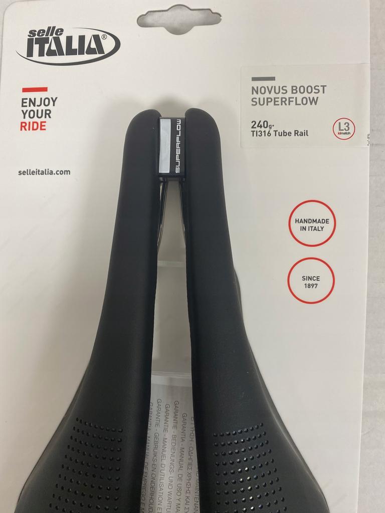 Sedlo Selle Italia Novus Boost Superflow L