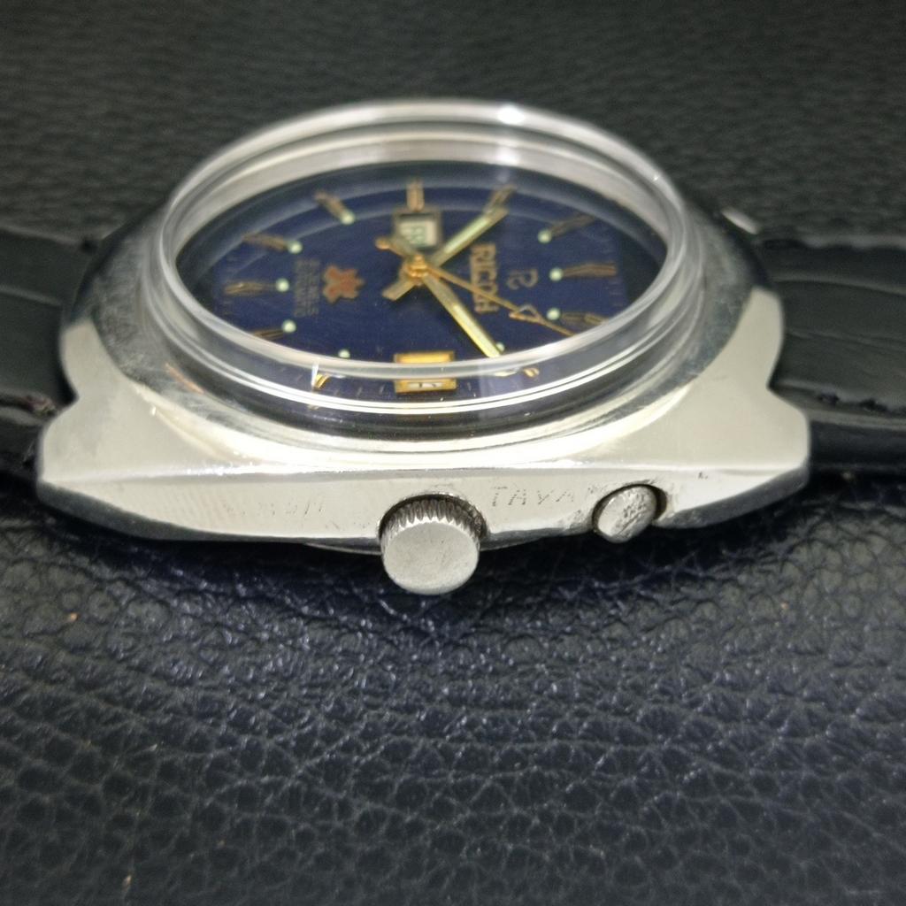 VINTAGE RICOH R31 AUTOMATIC JAPAN MENS ORIGINAL DIAL WATCH a701957-5 R207-a701957