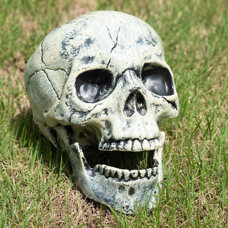 

Halloween Luminous Skeleton Hand Lawn Decoration