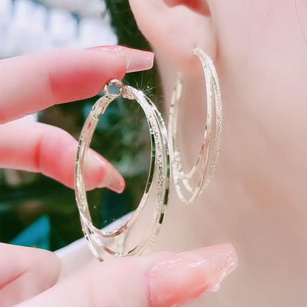 Trendy třívrstvé kruhové náušnice: Luxusní, Odvážné, Přehnané kruhové náušnice visací