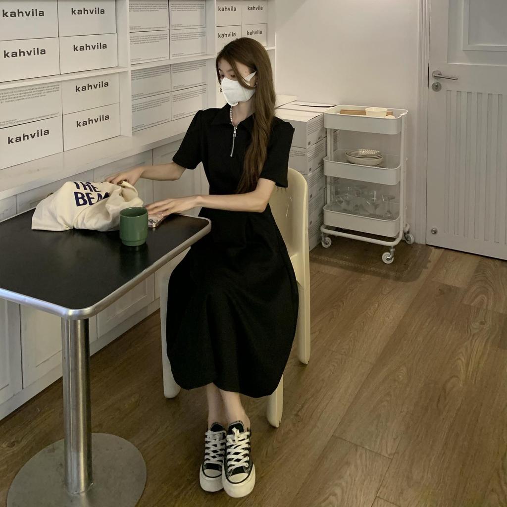 Modna na lato 2023 sukienka plus size z kołnierzykiem polo i zamkiem błyskawicznym dla kobiet