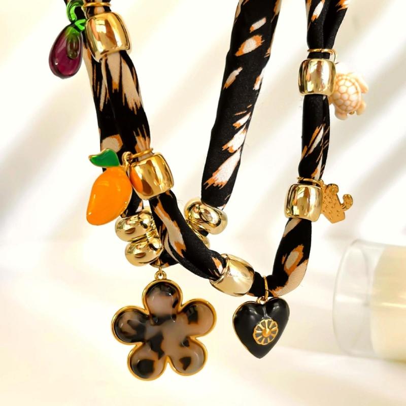 Stylish Leopard Print Rope Necklace With Floral Heart Pendant for Women Fashion Jewelry Gift