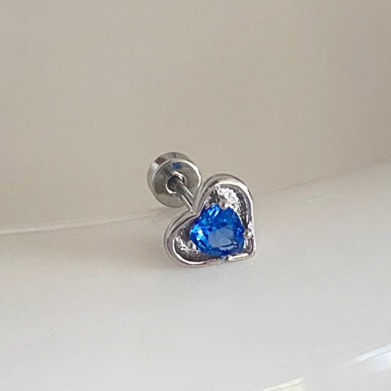Titanium Zirconia Heart Flower Ear Studs for Women - Elegant, Durable, and Sleep-Friendly.