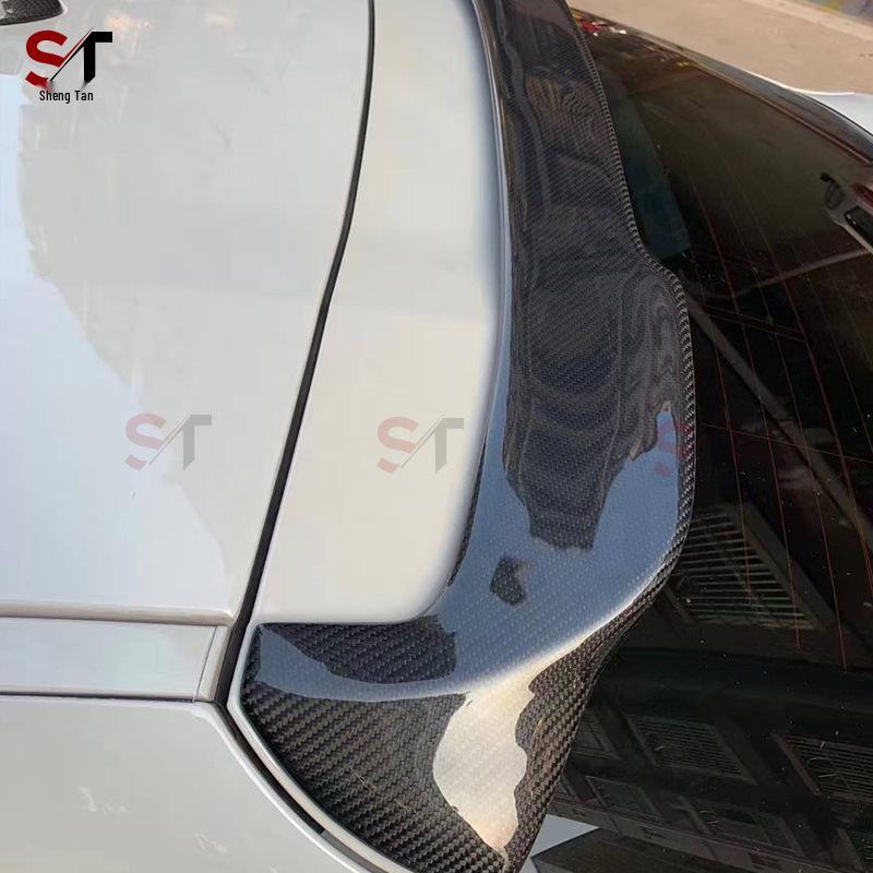 BMW X4 G02/X4M F98 Carbon Fiber Roof Spoiler Rear Window Wing